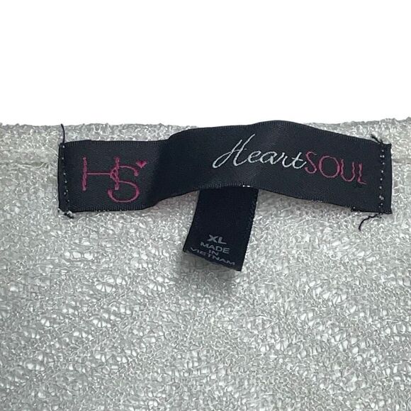 HeartSoul Ivory Zig Zag Knit Butterfly Blouson Top - Picture 3 of 6